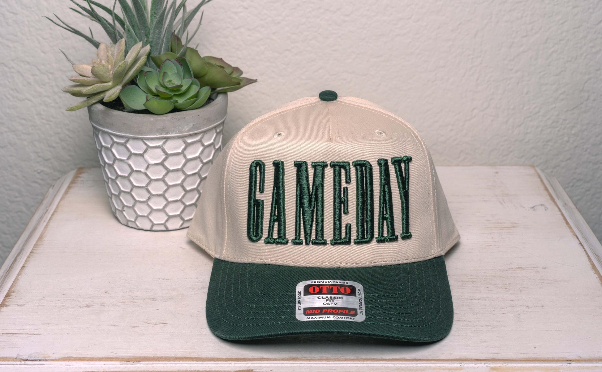 GAMEDAY, Puff/3D embroidered trucker hat