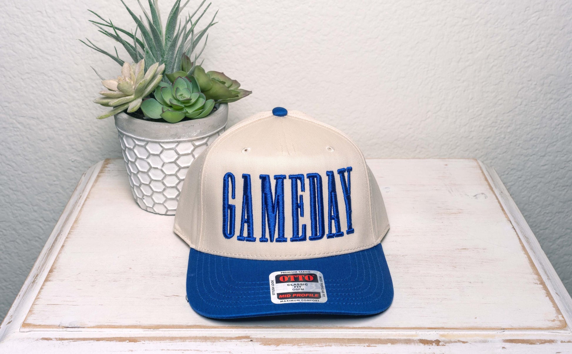 GAMEDAY, Puff/3D embroidered trucker hat